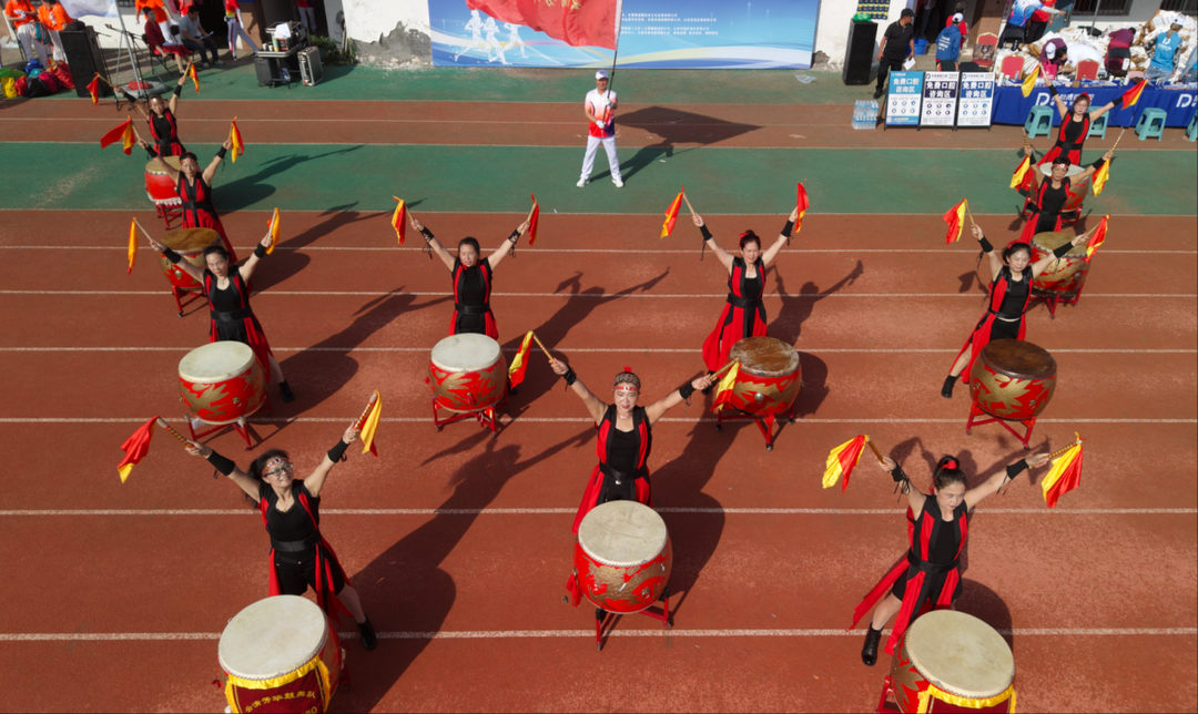 展现了黄河, alt 展现了黄河, alt