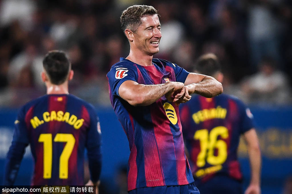 划中, 到来 划中, 到来